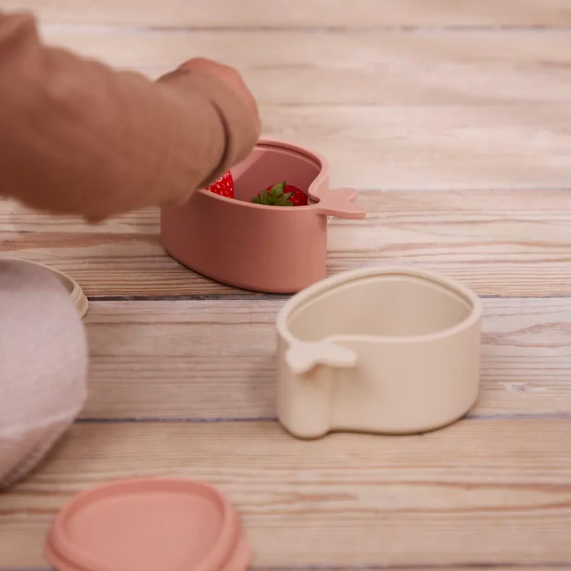 Cutie mini pentru gustări din silicon, set de 2 bucăți, Christian the Whale, blush