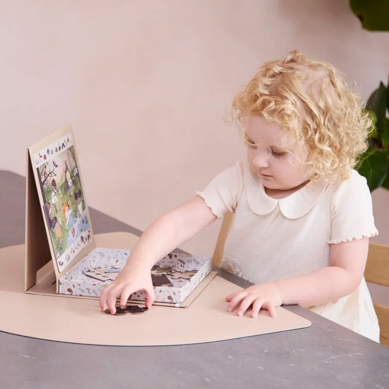 Puzzle magnetic educativ, enchanted forest