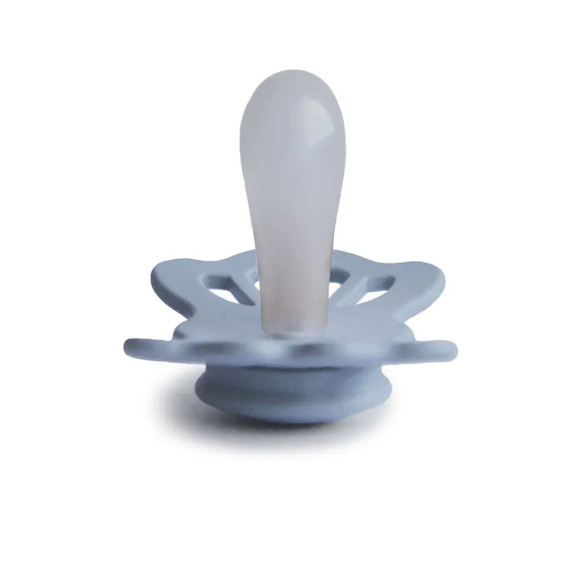 Suzetă simetrică din silicon Lucky, powder blue